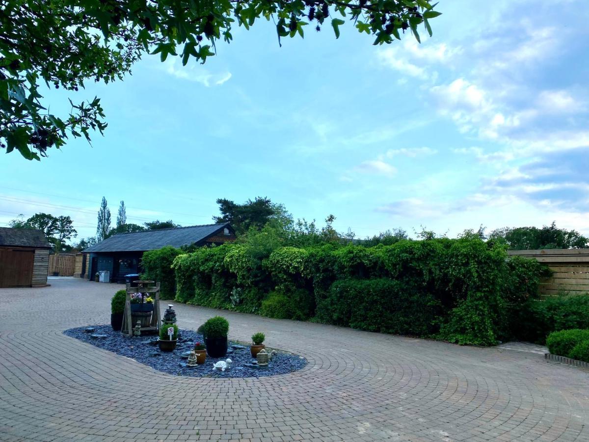 Amber Lodge Hickstead-C 헤이워즈히스 외부 사진