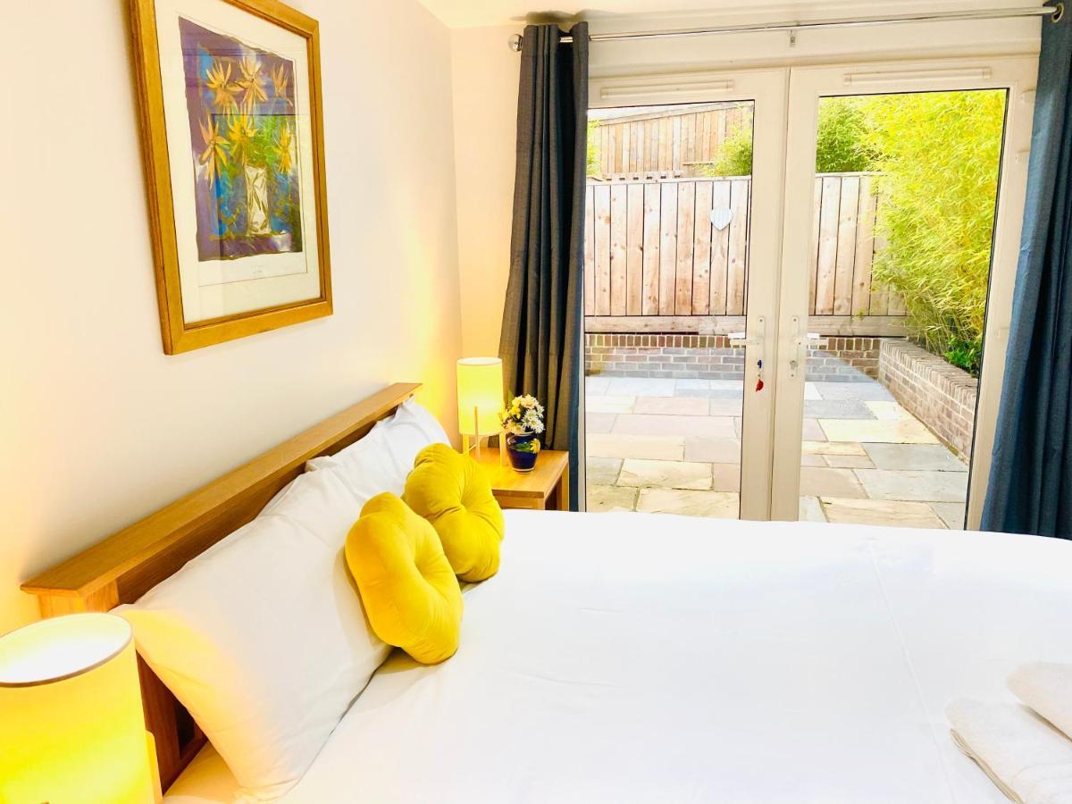 Amber Lodge Hickstead-C 헤이워즈히스 외부 사진
